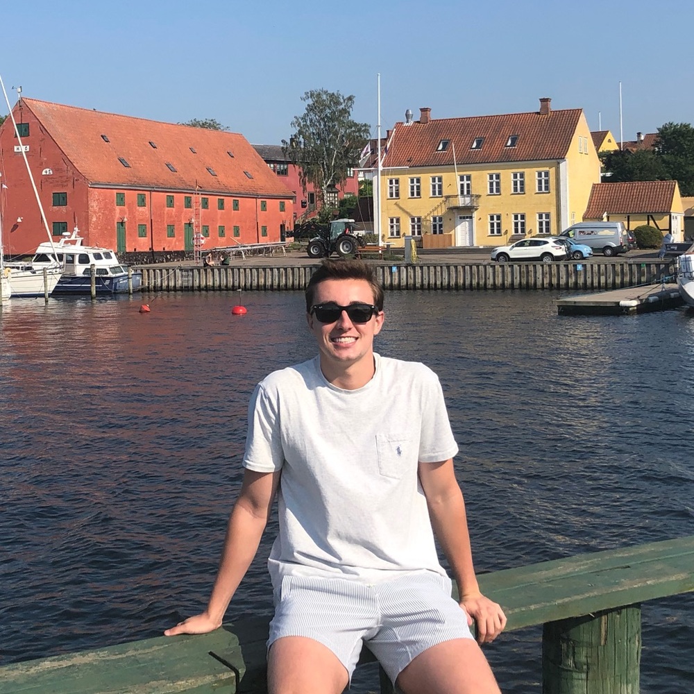 Meet your Posher, Johm